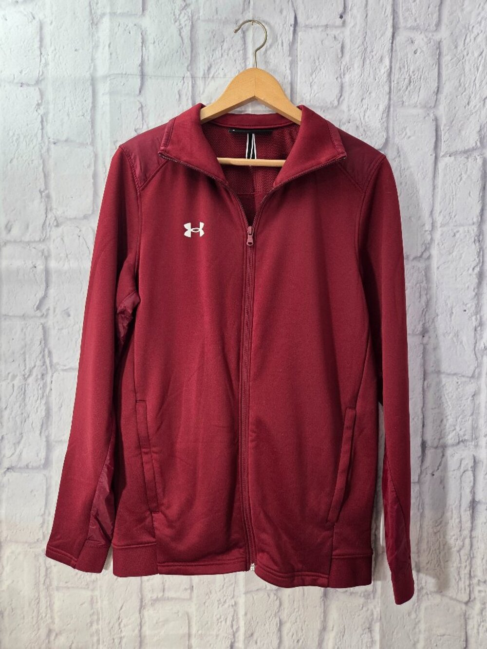 Under Armour Loose Men's Small Cardinal Red Full Zip Lightweight Track Jacket